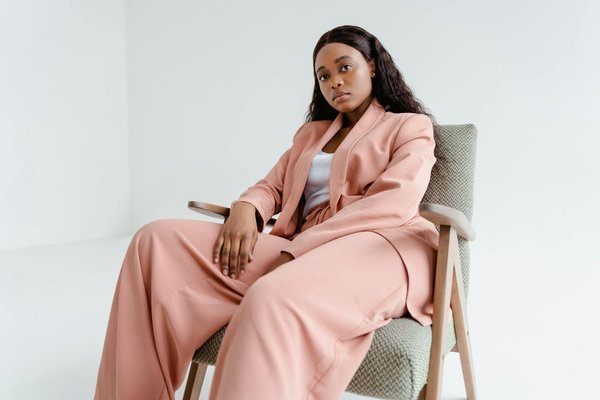 What are the best methods for making a light and fluffy Victoria sponge cake?